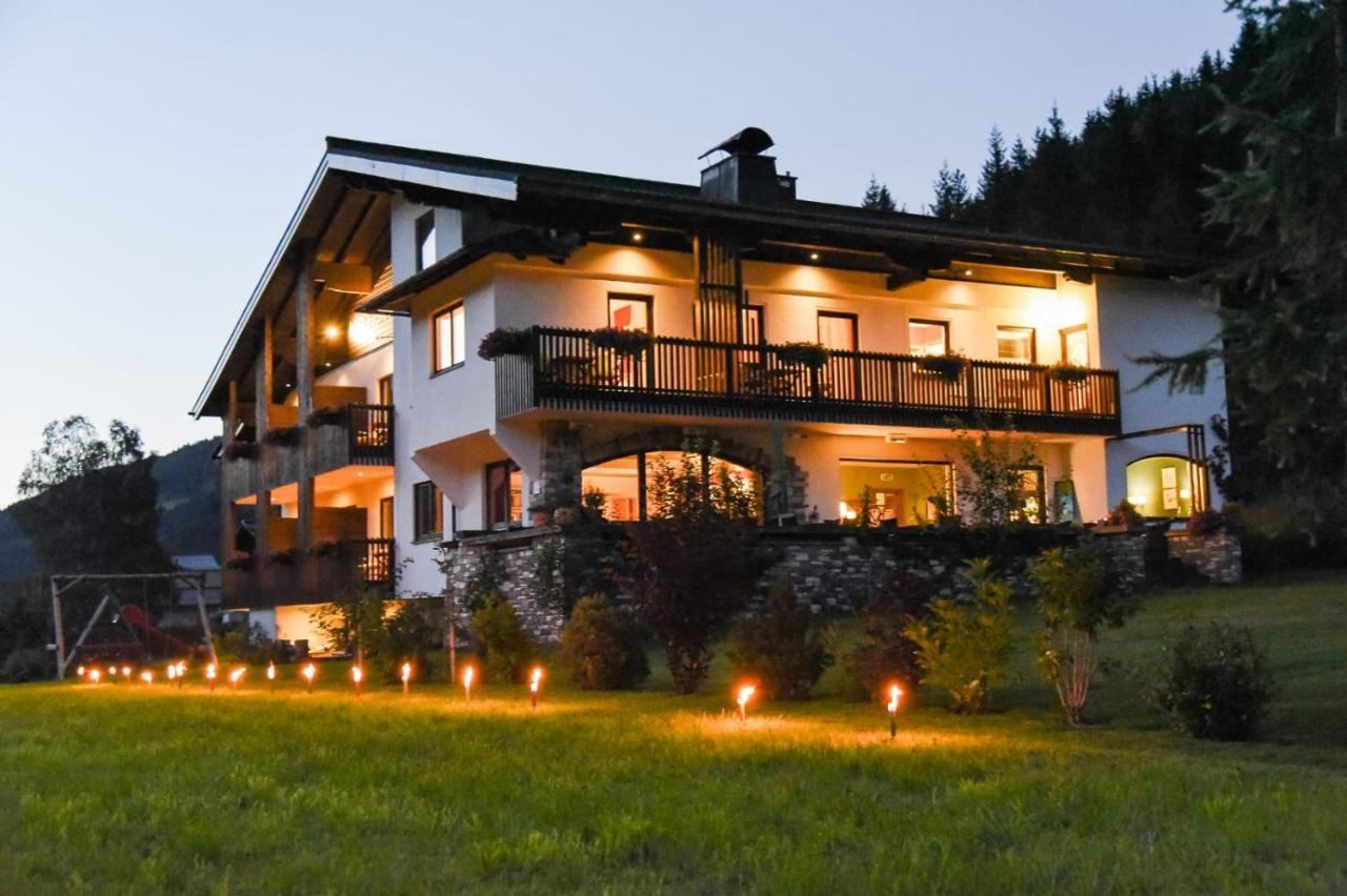 Hotel Laerchenhof Клайнарль Экстерьер фото